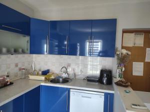 Apartments with parking space Supetar, Brac - 5627