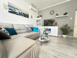 Apartments by the sea Sali, Dugi otok - 12757