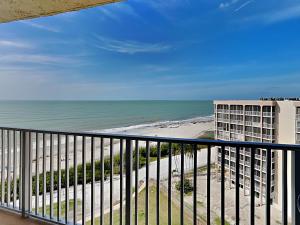Estero Beach & Tennis 907A