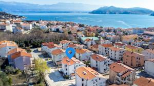 Apartments with parking space Baska, Krk - 22413