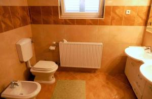 Apartments with parking space Palit, Rab - 22562