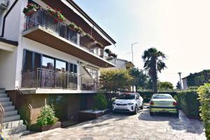 Apartments with a parking space Umag - 22565