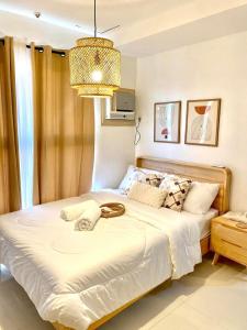 Eclectic Haven at Bamboo Bay Cebu - Cozy 1Bedroom and Studio near SM City , IT Park and Ayala Mall - NO PARKING