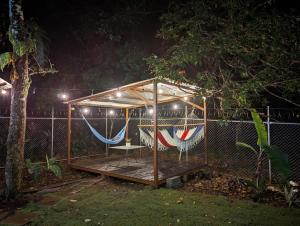 Yellow House - Country house near La Fortuna