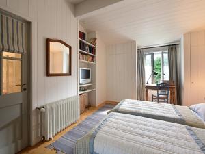 Maisons de vacances Maison de charme aux Portes-en-Re avec jardin, proche plages et commerces - FR-1-434-110 : photos des chambres