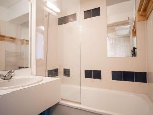 Appartement Moderne à Val Thorens - 4 pers, 1 Chambre + Cabine, Balcon Sud, Ski aux Pieds - FR-1-637-74