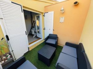 Studio avec Mezzanine, Terrasse et Parking à 5 min de la Plage - FR-1-723-129