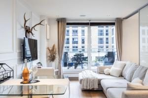 Chelsea Harbour Living