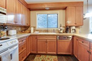 Fourth Sisters Bliss