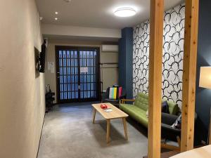 響 日本橋＊BIG SALE＊難波駅10分・日本橋駅５分＊黒門市場すぐ横＊