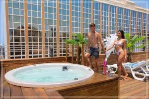 Dream Beach 98 Hotel And Spa - 荷兹利亚