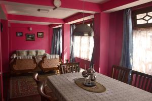 Salakha Homestay