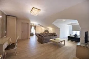 SUITES PIROFANI - Ayía Varvára