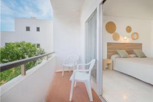 Twin Room room in azuLine Hotel Mediterráneo