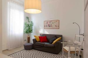 ROSSENA HOME tranquillo appartamento, con giardino, vicino al centro ed allOspedale Santa Maria Nuova SMN