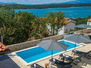 House CAPRI with heated pool and sea view - Klimno