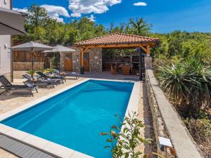 Villa CAPRI with heated pool and sea view on Krk island