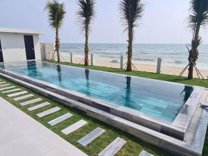 TerraCotta Beachfront Villa Phan Thiet