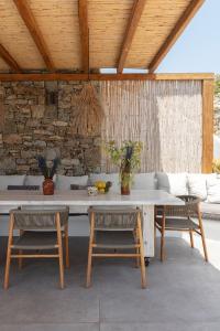 Dream View Villa, 2 min walk to the beach, by Red Windmill Villas