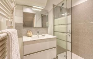 Duplex Napoleon City center Quiet