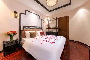 Secret Garden Hotel