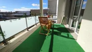 ESCAL'HOME , appart design au pied de l'aéroport,parkings - 布拉尼亚克