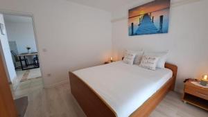 Apartment house Vinka near the beach in Funtana 