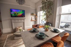 Stunning City Apartment in the Heart of Plymouth