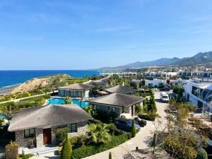 Modern and luxurious apartment in a prime resort - Kalogrea