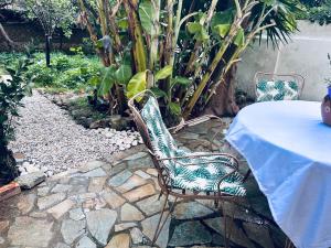 Nonas Central House 1bd with a Garden In the City Center By Villa Mana Gers