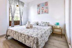 Two bedroom apartment in Playa de Las Americas, Free WiFi