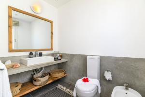 Deluxe Beachfront Penthouse with Panoramic Ocean Views