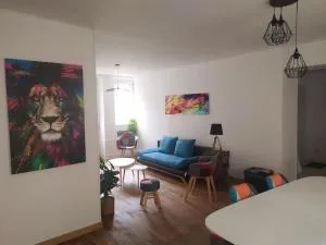 Maison de ville très lumineuse - Charroux