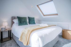 Oasis - 2 Bedroom Apartment - Ocean Breeze