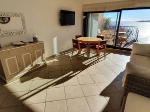 Appartement 4 pièces rez-de-chaussée climatisé, piscine, animaux admis à Sainte-Maxime - FR-1-780-34