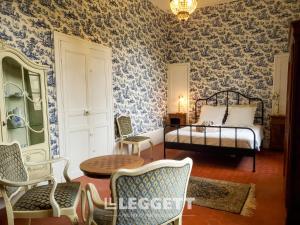 Villas Splendide Chateau Napoleonien en Cevennes : photos des chambres