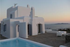 obrázek - Awesome Mykonos Villa - 5 Bedrooms - Villa Houlston - Great Panoramic Sea Views