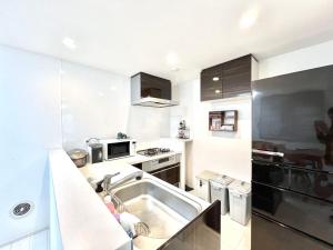 Shinjuku House-SJ0111