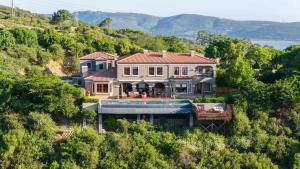 Loerie's Landing Country Villa - Ubytování bez kategorie ve městě Knysna