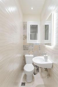 The HostMaster Urban Athenian Escape