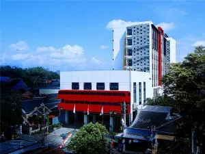 Hotel Fortunagrande Jember - Sarungan