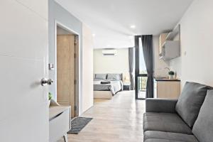 Nidhra นิทรา