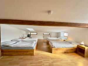 Quadruple Room with Shared Bathroom room in Picobello Pension