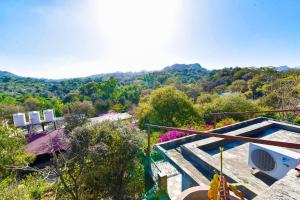 Castlle Rock, Mount Abu