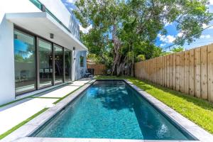 Lux Villa with Pool, Wynwood House by RoveTravel