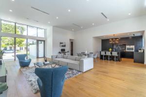 Lux Villa with Pool, Wynwood House by RoveTravel