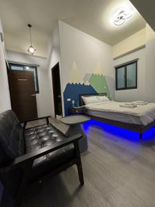 Phòng Giường Đôi Có Ban Công (Double Room with Balcony)