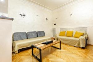 Mari&Emi flat in Corvin