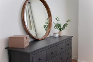 Sojourns Modern Sanctuary 2 BR Sleeps 6 Pool View