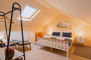 Well located 3 bedroom home in central Chester with Parking